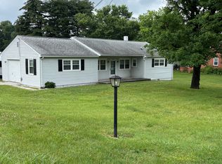 1077 Highland Rd, Salem, VA 24153