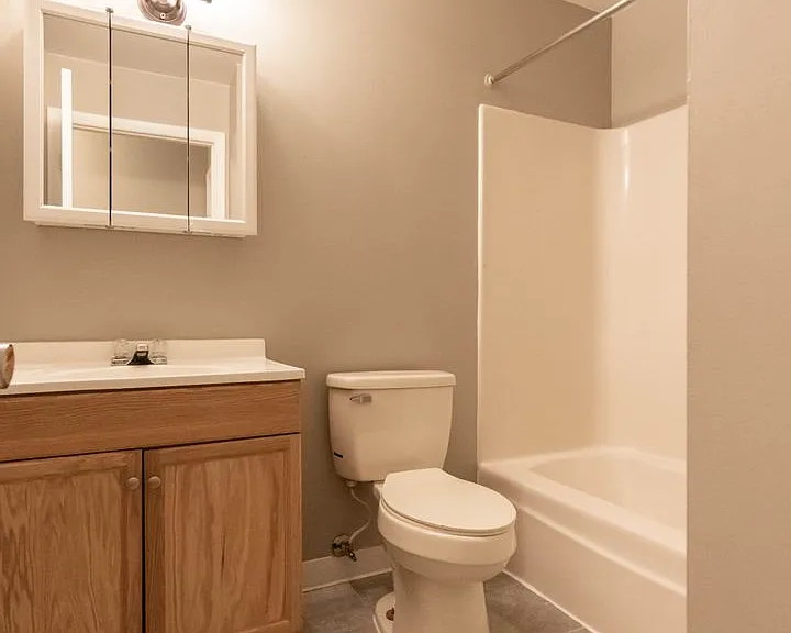 Meadow View Apartments — Photo 32