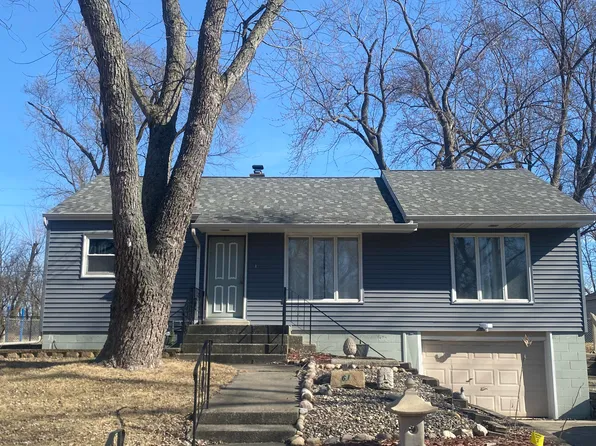 61 Indian Trl, Merrillville, IN 46410