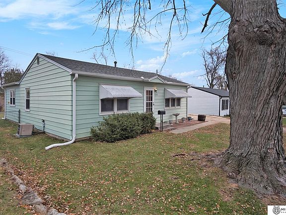 2nd image of 7333 S 71st St