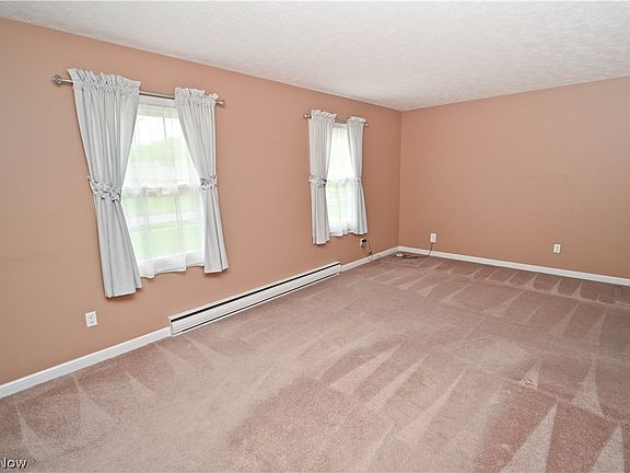 4th image of 5618 London Dr