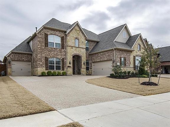 2nd image of 2752 Chatswood Dr