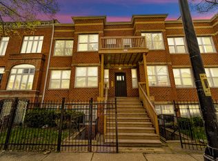 2225 W Warren Blvd #A3, Chicago, IL 60612