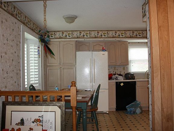 5th image of 113 Lakeshore Dr