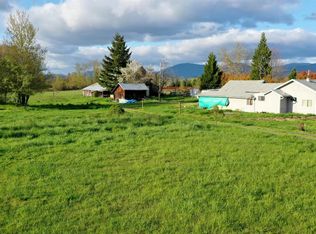 4276 Redwood Ave, Grants Pass, OR 97527