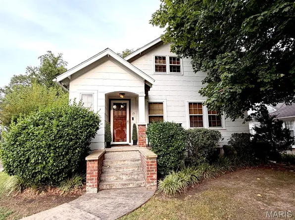 15 S Hickory St, Dexter, MO 63841