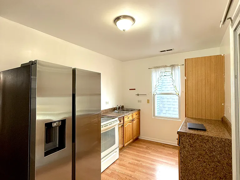 5517 W Parker Ave #2 — Photo 4