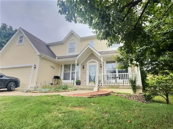 8205 NW 81st Ct, Kansas City, MO 64152