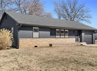 210 E Walnut St, Rich Hill, MO 64779