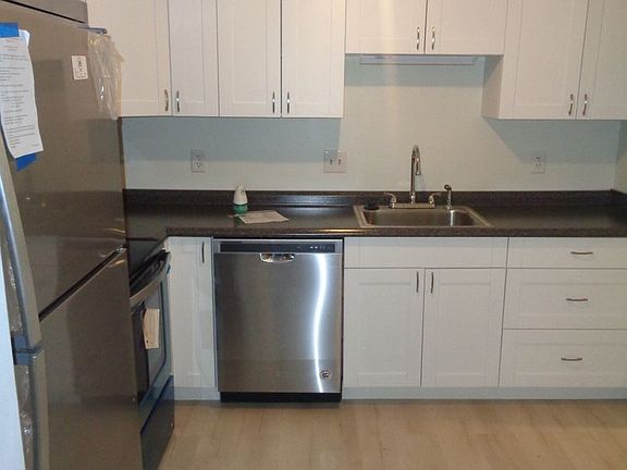 5th image of 401 Advocate Ct Unit F