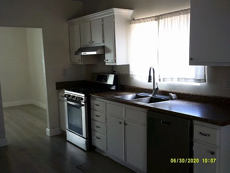 5469 Palm Ave — Photo 6