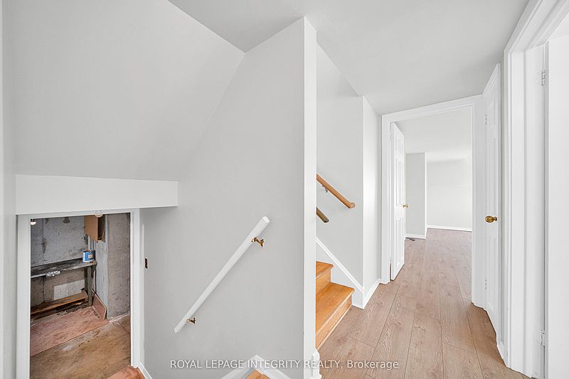 Ottawa House for rent - 4 Bedrooms — photo 16