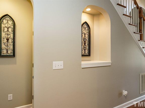 3rd image of 12005 Jasmine Cove Way