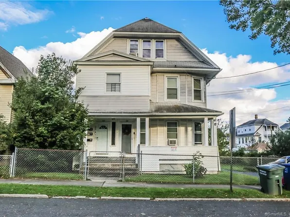 318 Pixlee Place, Bridgeport, CT 06610