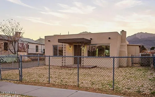 8929 Robert Dr #EL Photo 1