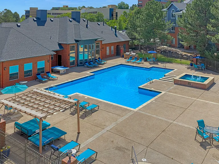 SkyeCrest Apartments — Photo 21