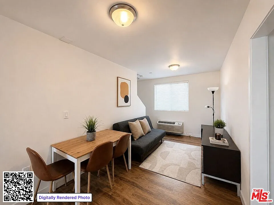 1254 W 37th Dr #1252-1/2