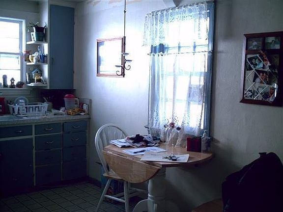 4th image of 1806 S Wall Ave