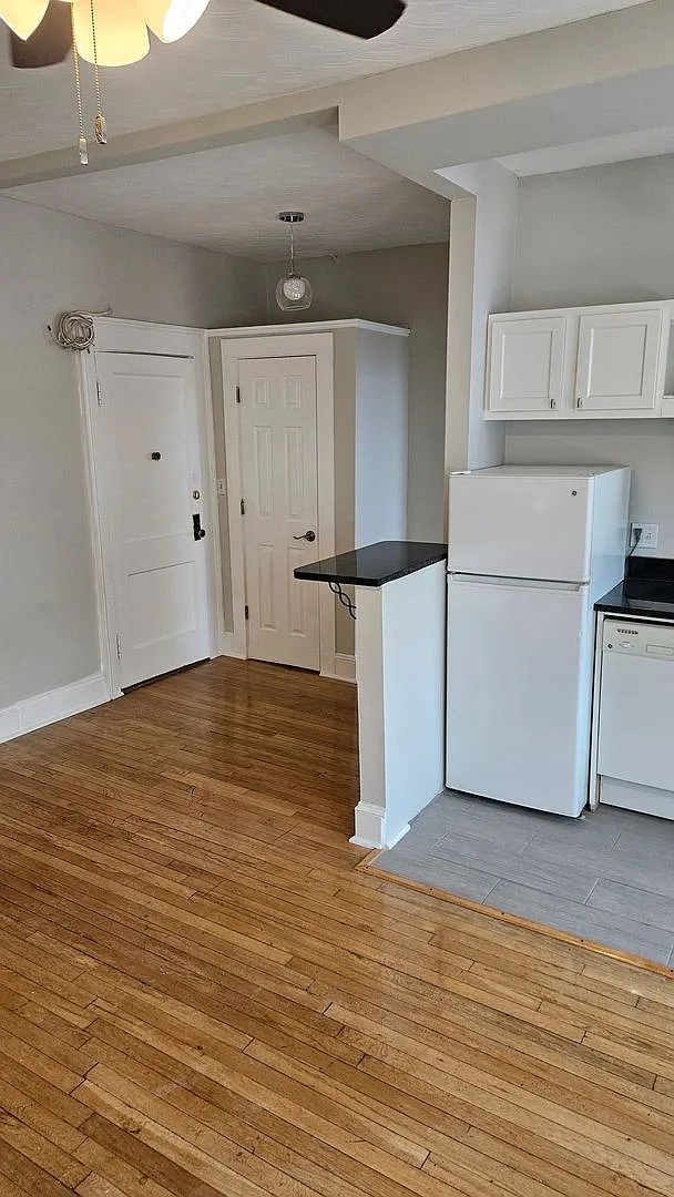 Studio in Allston is available now — Photo 4