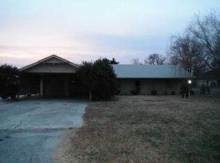 718 Williams Dr, Sulphur, OK 73086