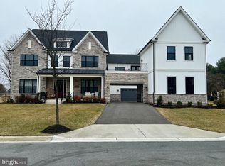 12140 Hanson Farm Dr, Gaithersburg, MD