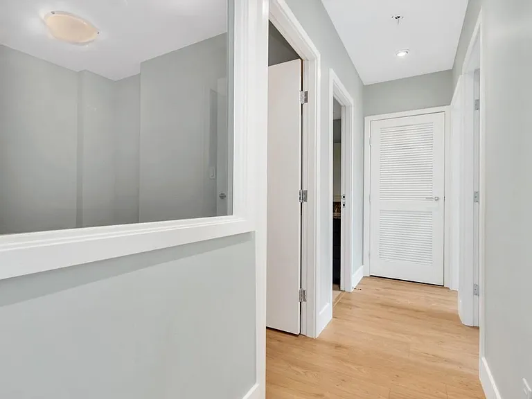 499 Broughton St #301 — Photo 10