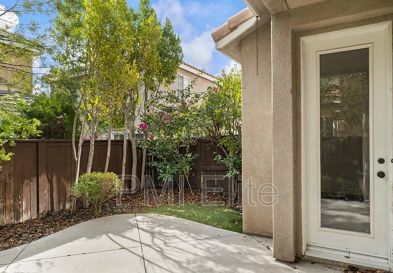 24619 Montevista Cir — Photo 26