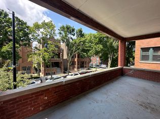 817 N Oakley Blvd #2, Chicago, IL 60622