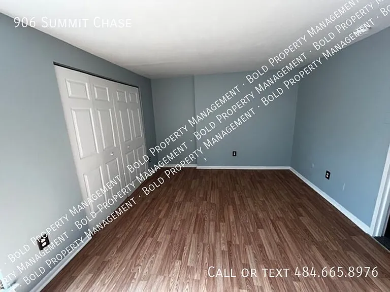 906 Summit Chase Dr — Photo 5