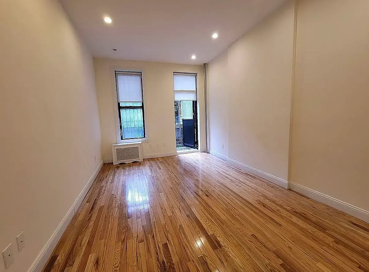146 West 10th Street — Photo 1