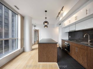 8 Mercer St #1105-C01, Toronto, ON M5V 0C4