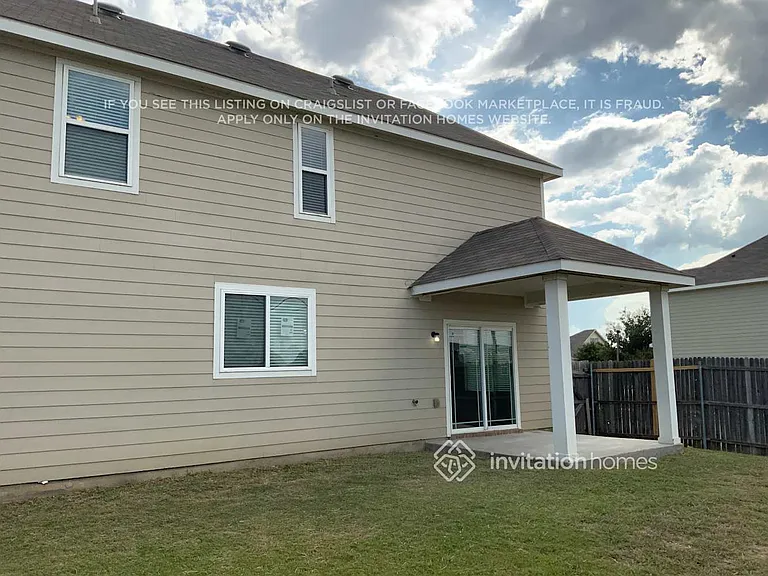 2820 Englefield Grn — Photo 20