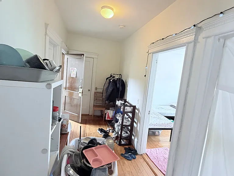 1822 Beacon St #6 — Photo 4