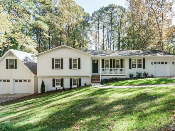 1436 Princess Anne Rd, Raleigh, NC 27607