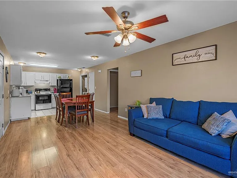 1804 Oasis Ave — Photo 6