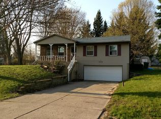 2159 Timberlane Dr, Jenison, MI 49428