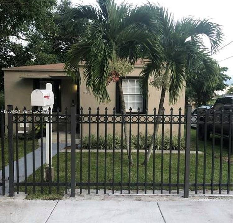 1st image of 1342 NW 42nd St