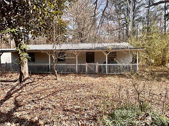 2nd image of 32 Yohanna Ln