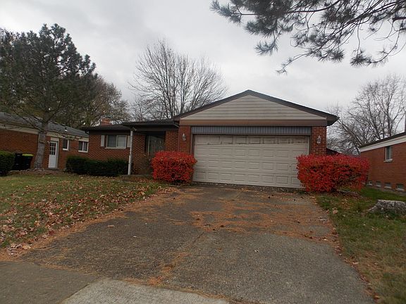 2nd image of 936 Tanglewood Dr