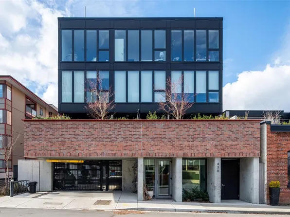 430 Parry St #205, Victoria, BC V8V 2H7
