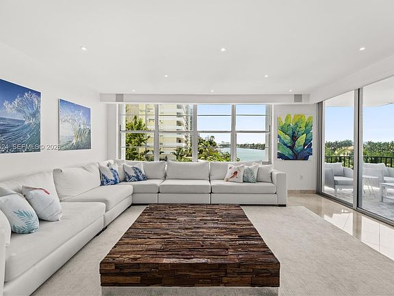 4th image of 5640 Collins Ave APT 4D