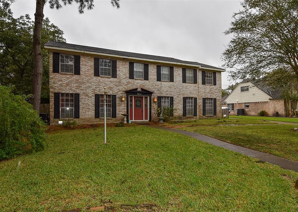 1st image of 5711 Ash Oak Dr