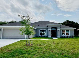 137 SW Pisces Ter, Pt Saint Lucie, FL 34953