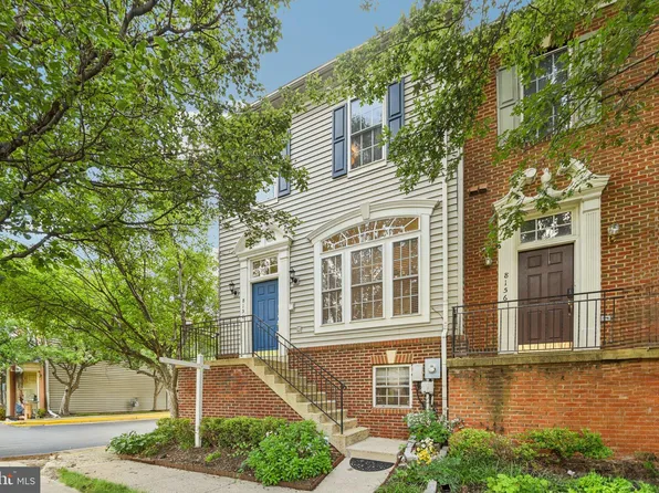 8154 Skelton Cir, Falls Church, VA 22042