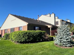 31160 Country Way, Farmington, MI 48331