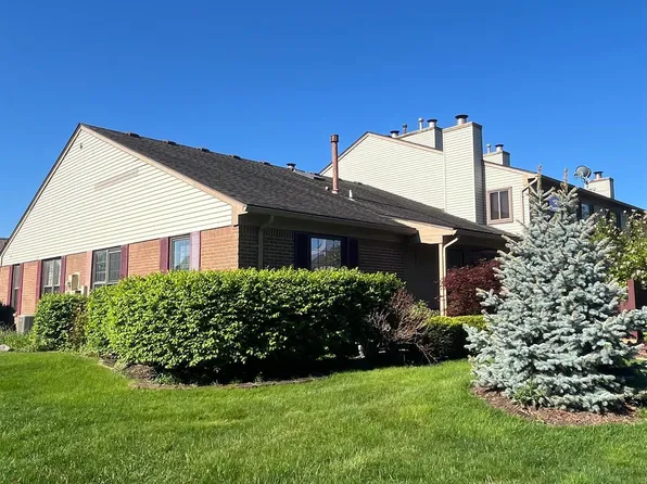 31160 Country Way, Farmington, MI 48331