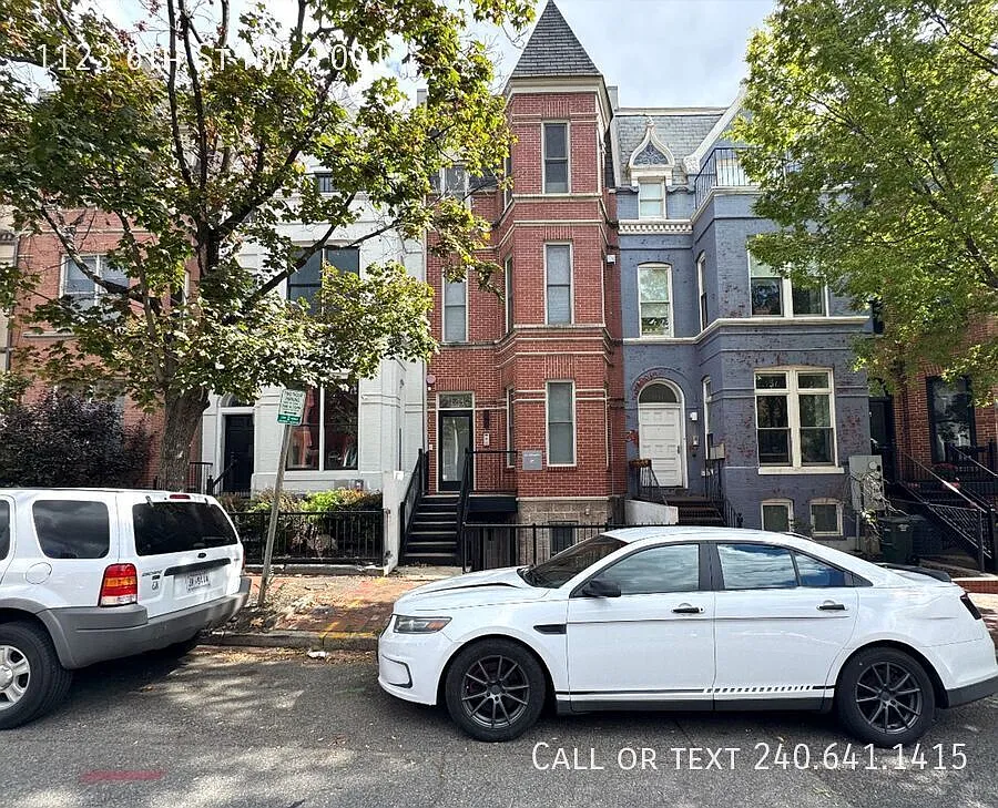 Photo 1 of 19 - 1123 6th St NW #1 - Washington, DC Primary Photo - 1123 6th St NW #1