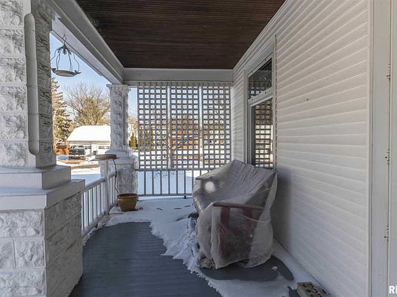 2nd image of 2700 21st Ave