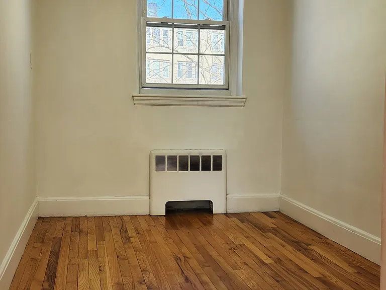 29 Englewood Ave #6 — Photo 3