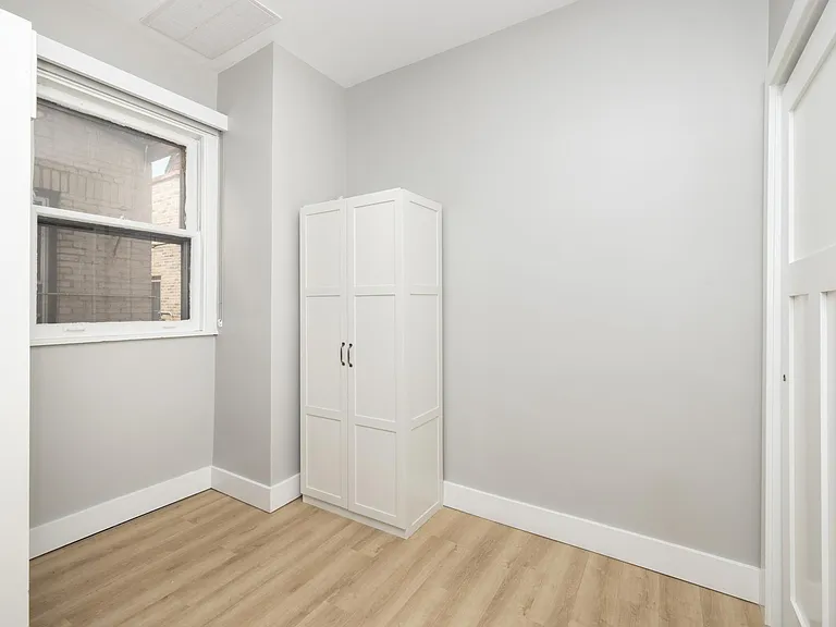 4003 N Downer Ave #B — Photo 22